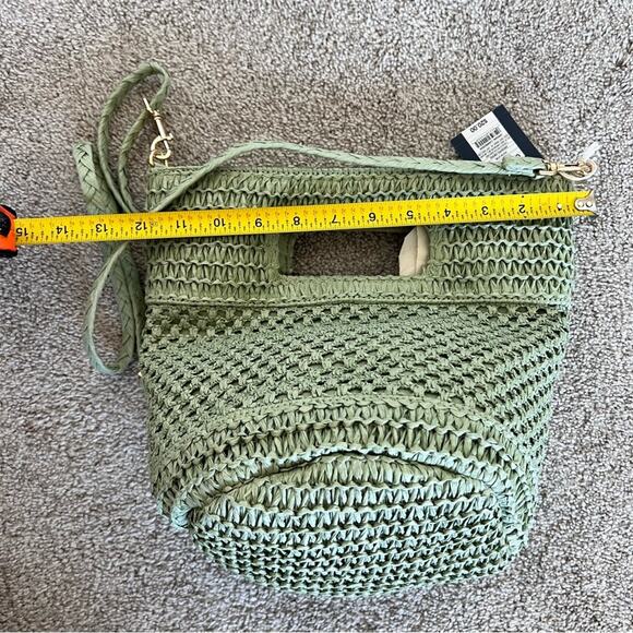 NWT Universal Thread Green Straw Over the Shoulder Purse - Picture 8 of 9
